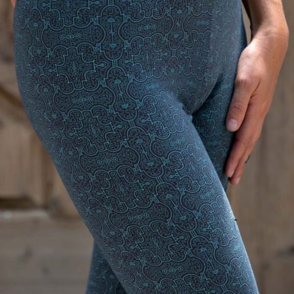 Leggings Capris "Shipibo Kené"