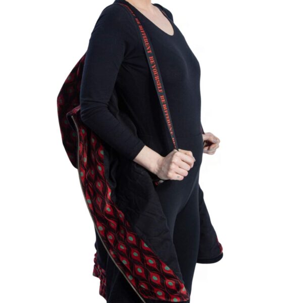 Kurzmantel „Malia“ Black, recycelte Wolle – Bild 6